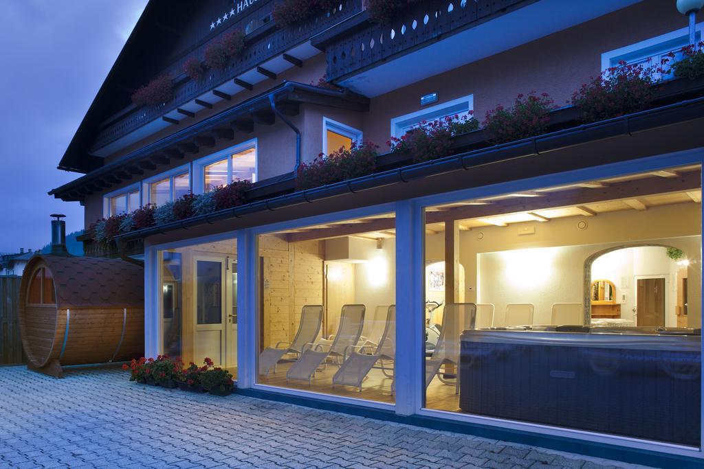 Hotel Haus Michaela سابادا المظهر الخارجي الصورة